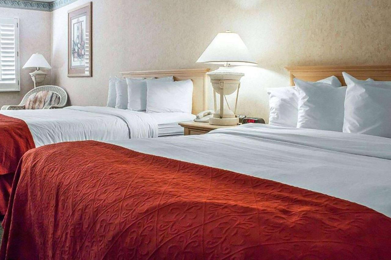 Baymont By Wyndham Safford Hotel Екстериор снимка