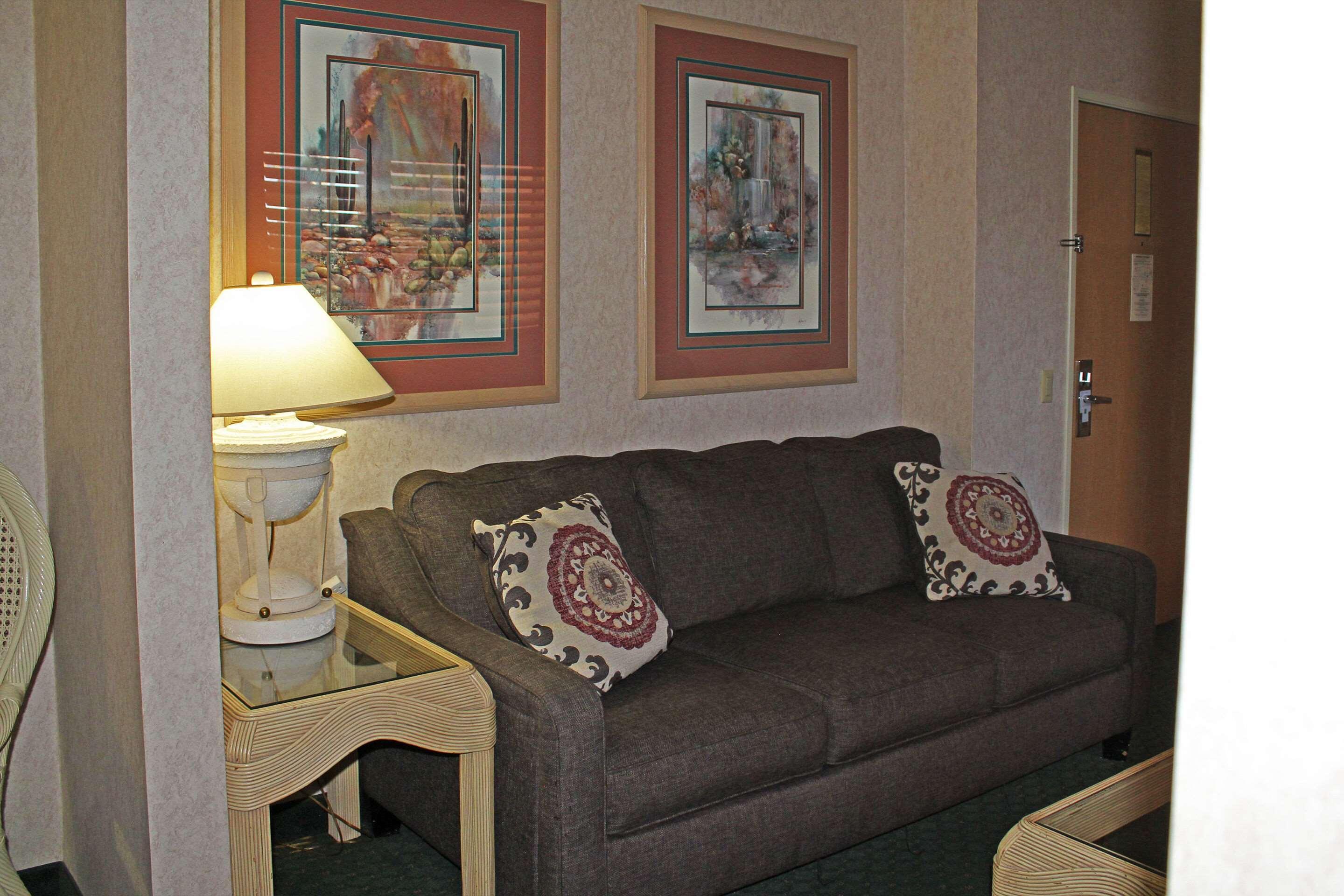 Baymont By Wyndham Safford Hotel Екстериор снимка