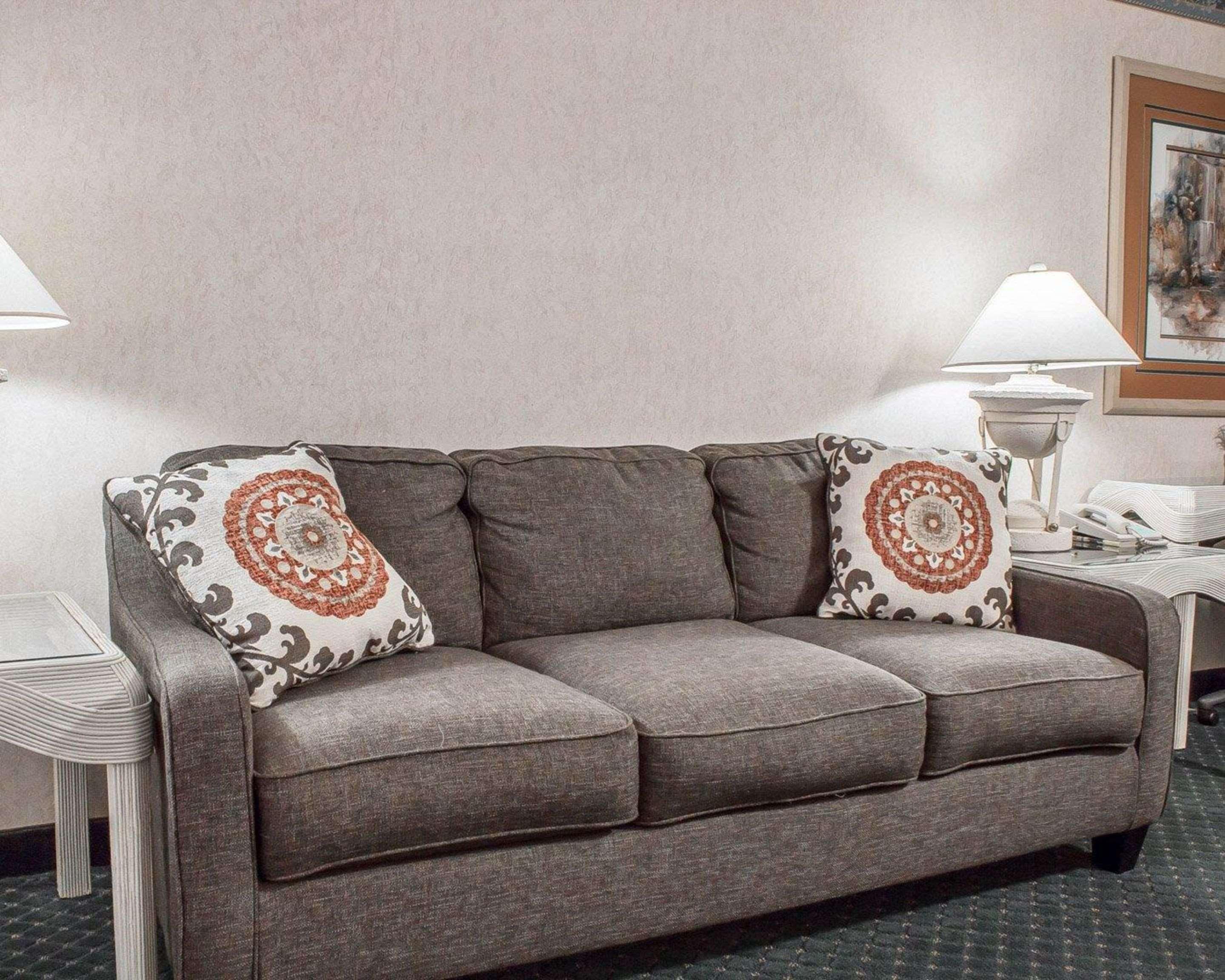 Baymont By Wyndham Safford Hotel Екстериор снимка