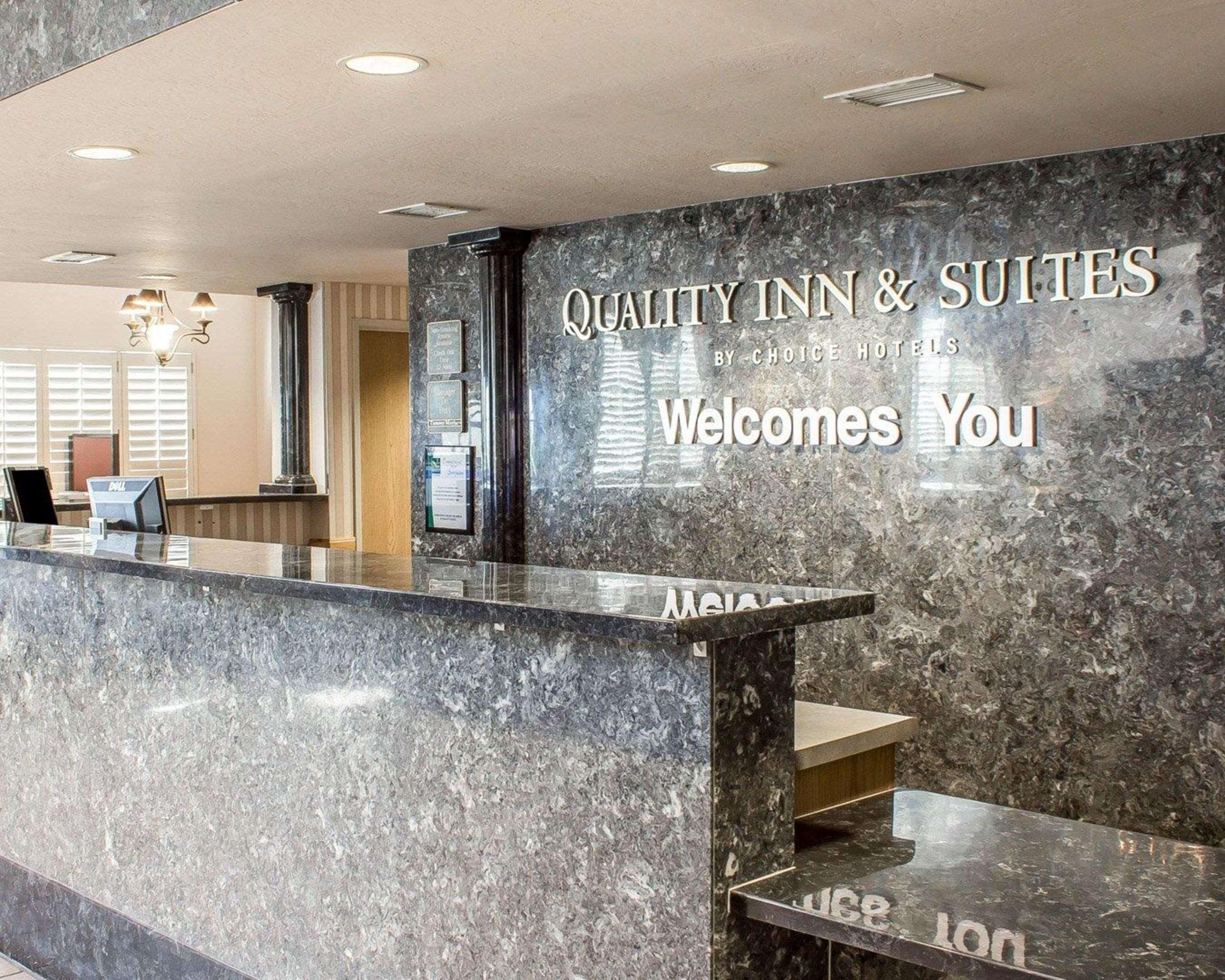 Baymont By Wyndham Safford Hotel Екстериор снимка